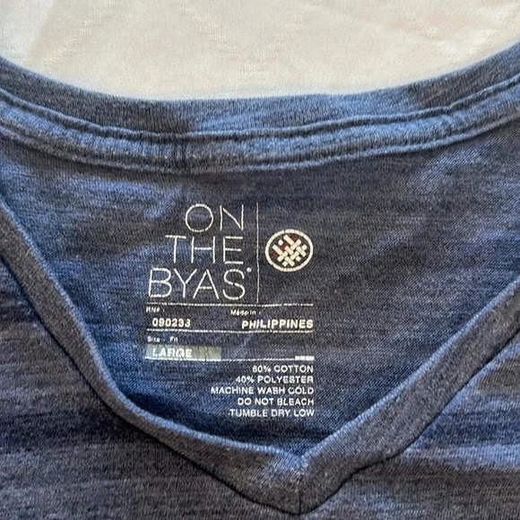 On The Byas v neck striped men’s tee shirt large - Picture 2 of 3